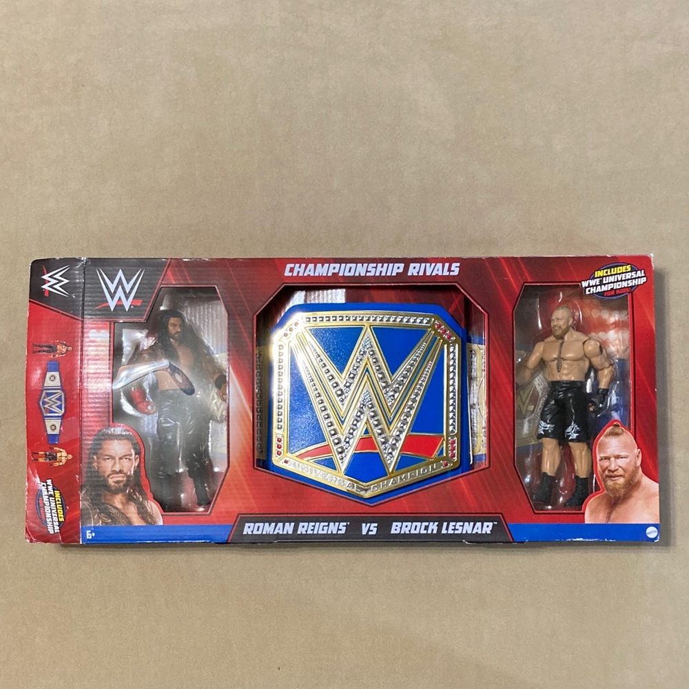 WWE Championship Rivals Belt and Figure Set - Roman Reigns and Brock Lesnar